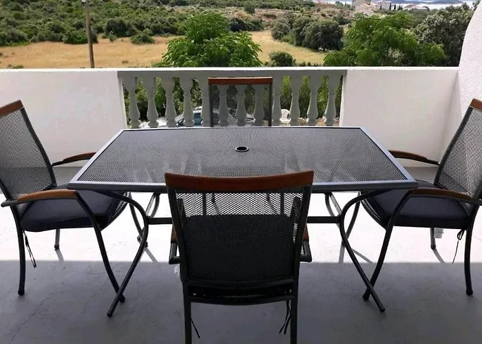 Apartmani Tustica