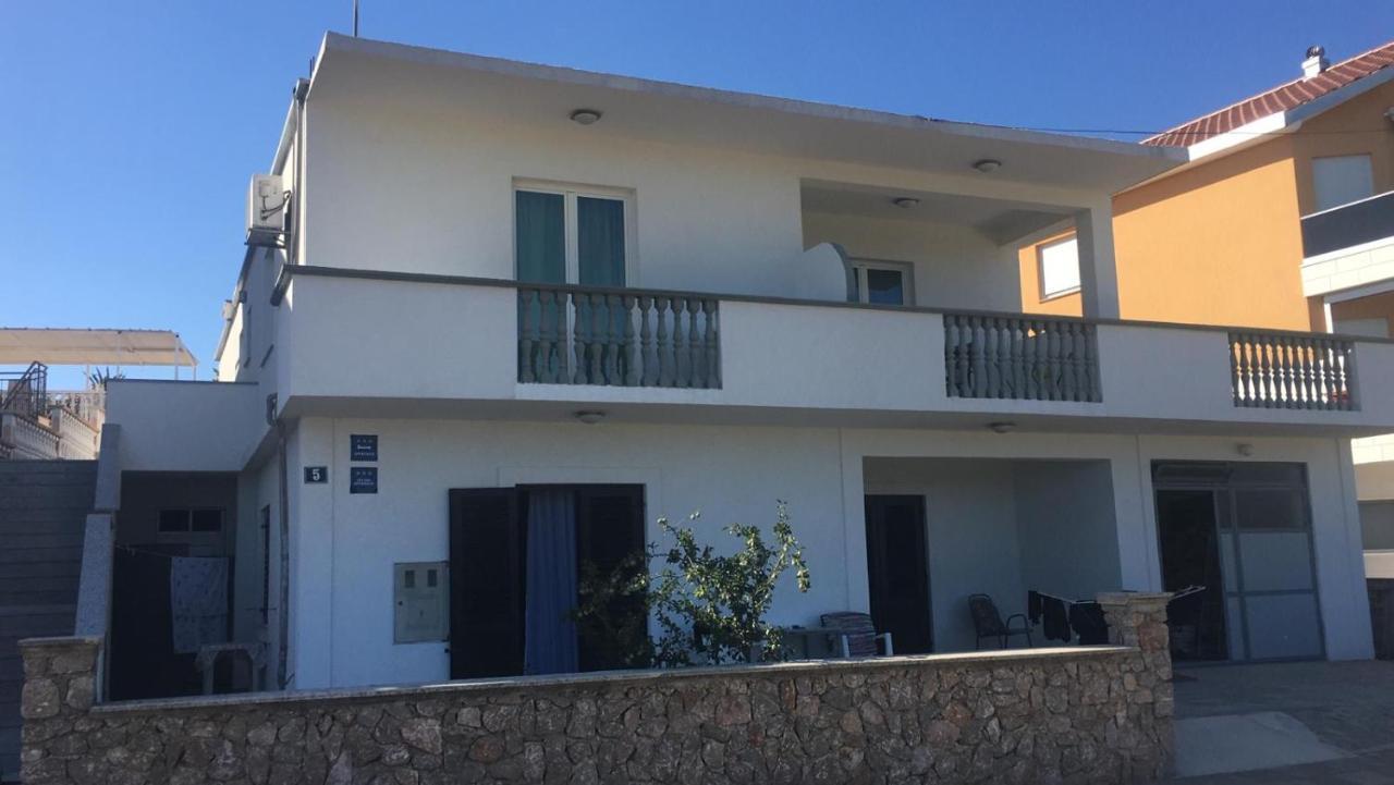 Apartment Tustica *