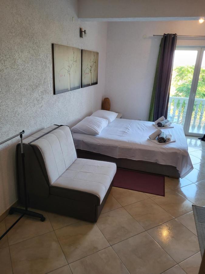 Apartment Tustica